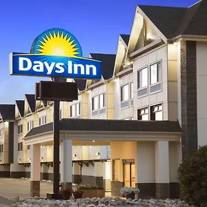 Days By Wyndham Northwest 3*, YYC Kanada