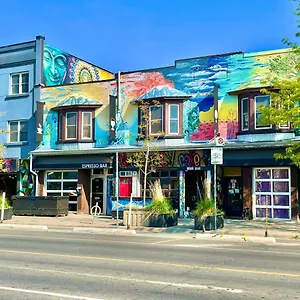 Maison d'hôtes The Only Backpacker's (adults Only), Toronto