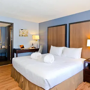 Centro 3*, YYC Kanada