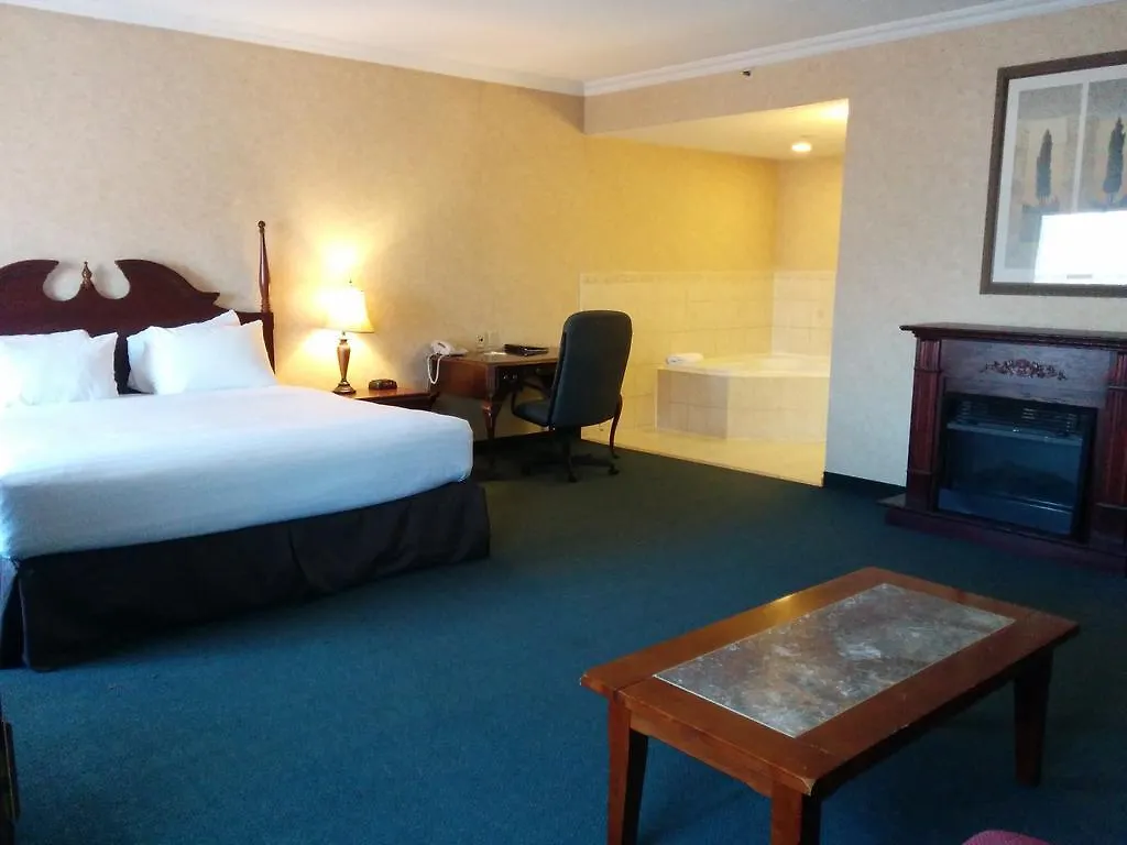 Days Inn By Wyndham Toronto East Lakeview