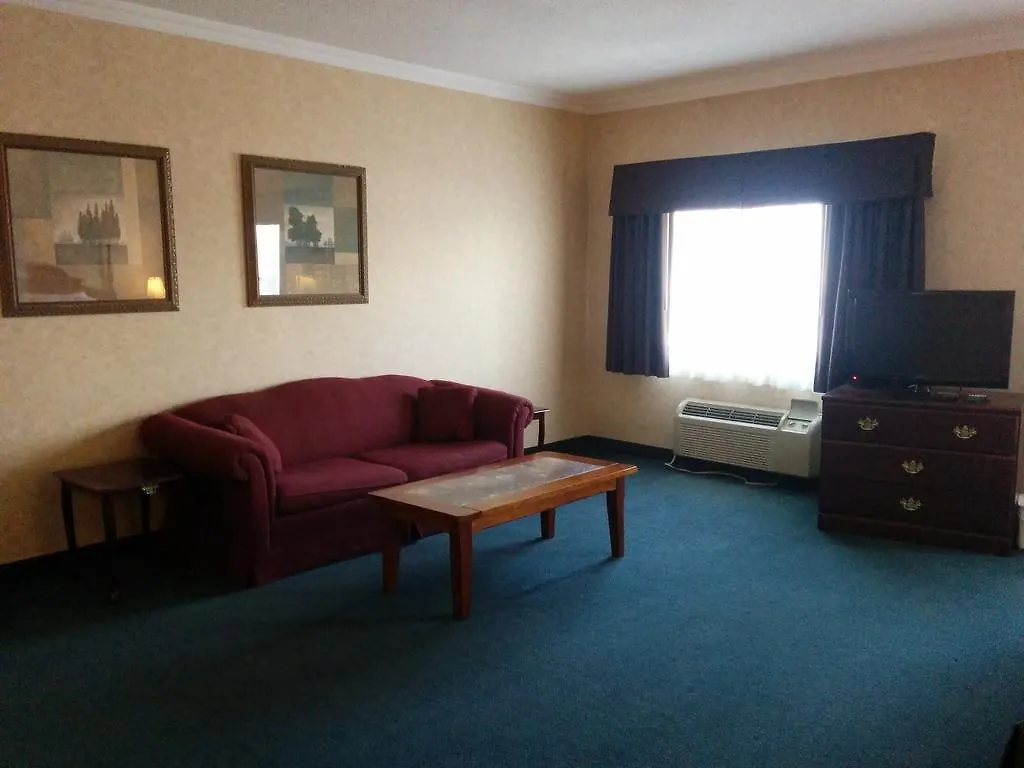 Hotel Days Inn By Wyndham Toronto East Lakeview