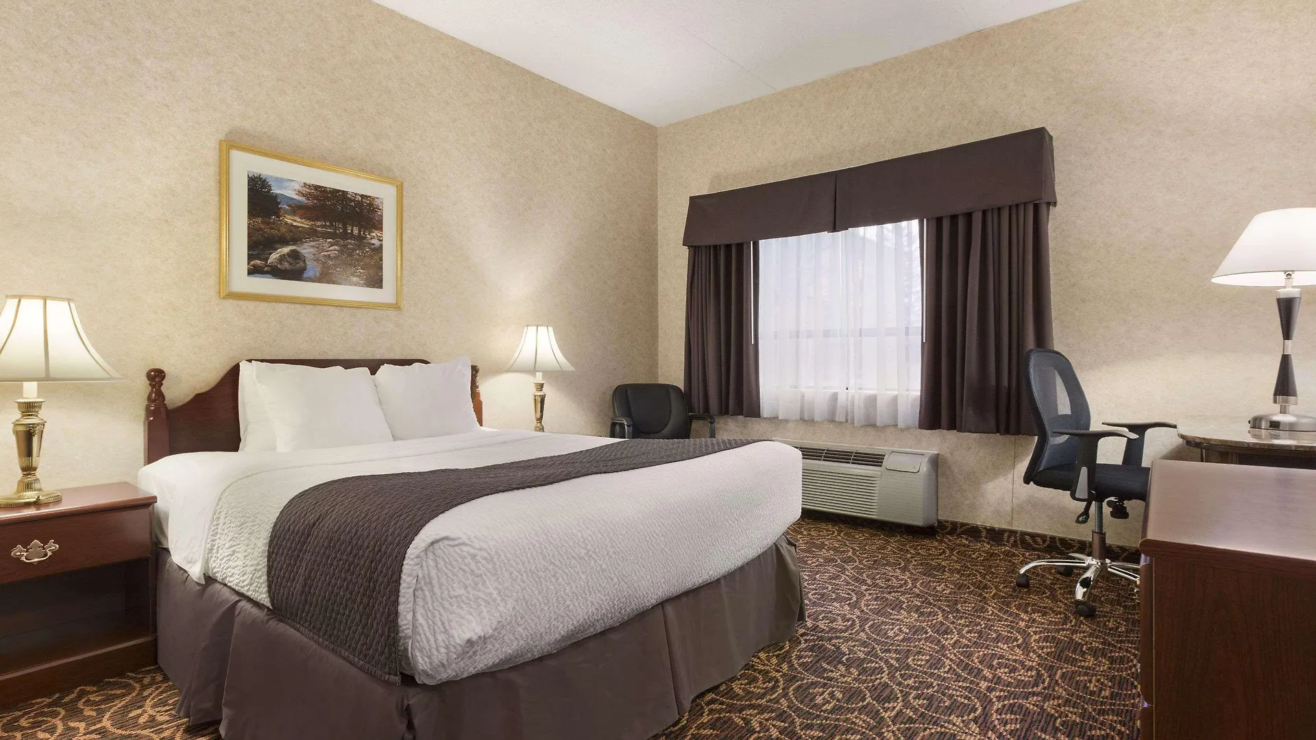 Days Inn By Wyndham Toronto East Lakeview