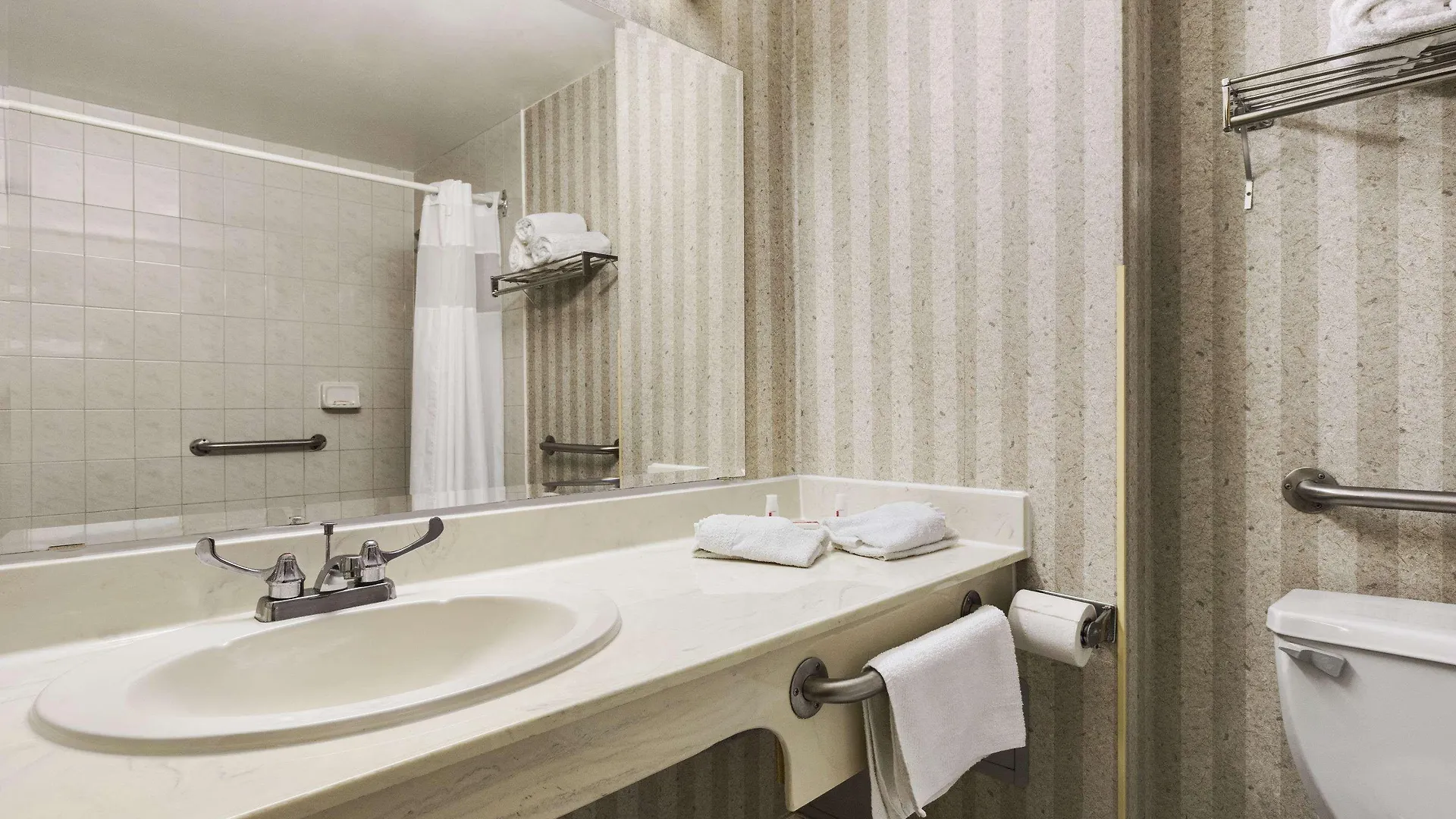 Days Inn By Wyndham Toronto East Lakeview Kanada