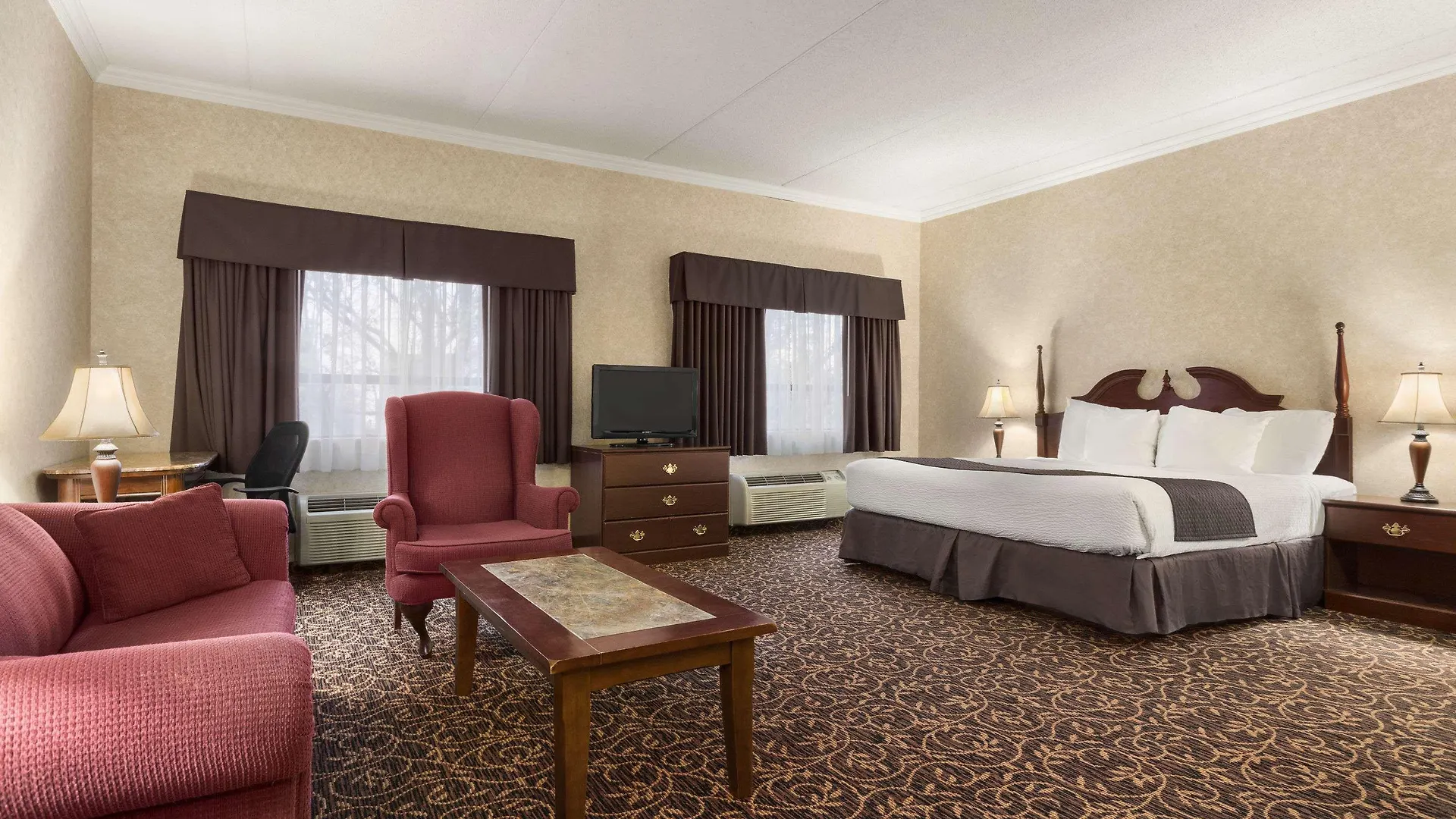 Days Inn By Wyndham Toronto East Lakeview Hotel