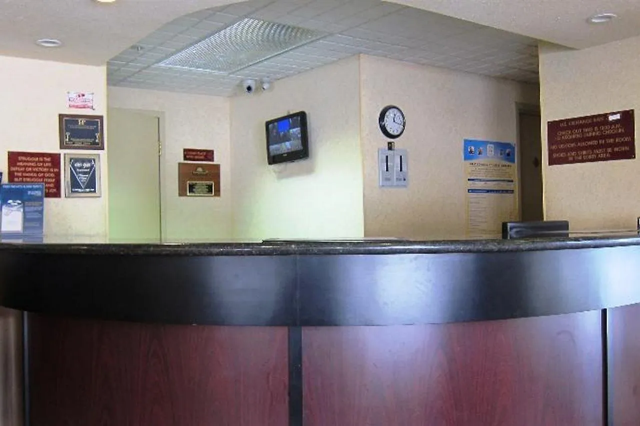 Hotel Days Inn By Wyndham Toronto East Lakeview