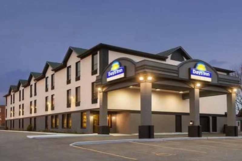 Hotel Days Inn By Wyndham Toronto East Lakeview